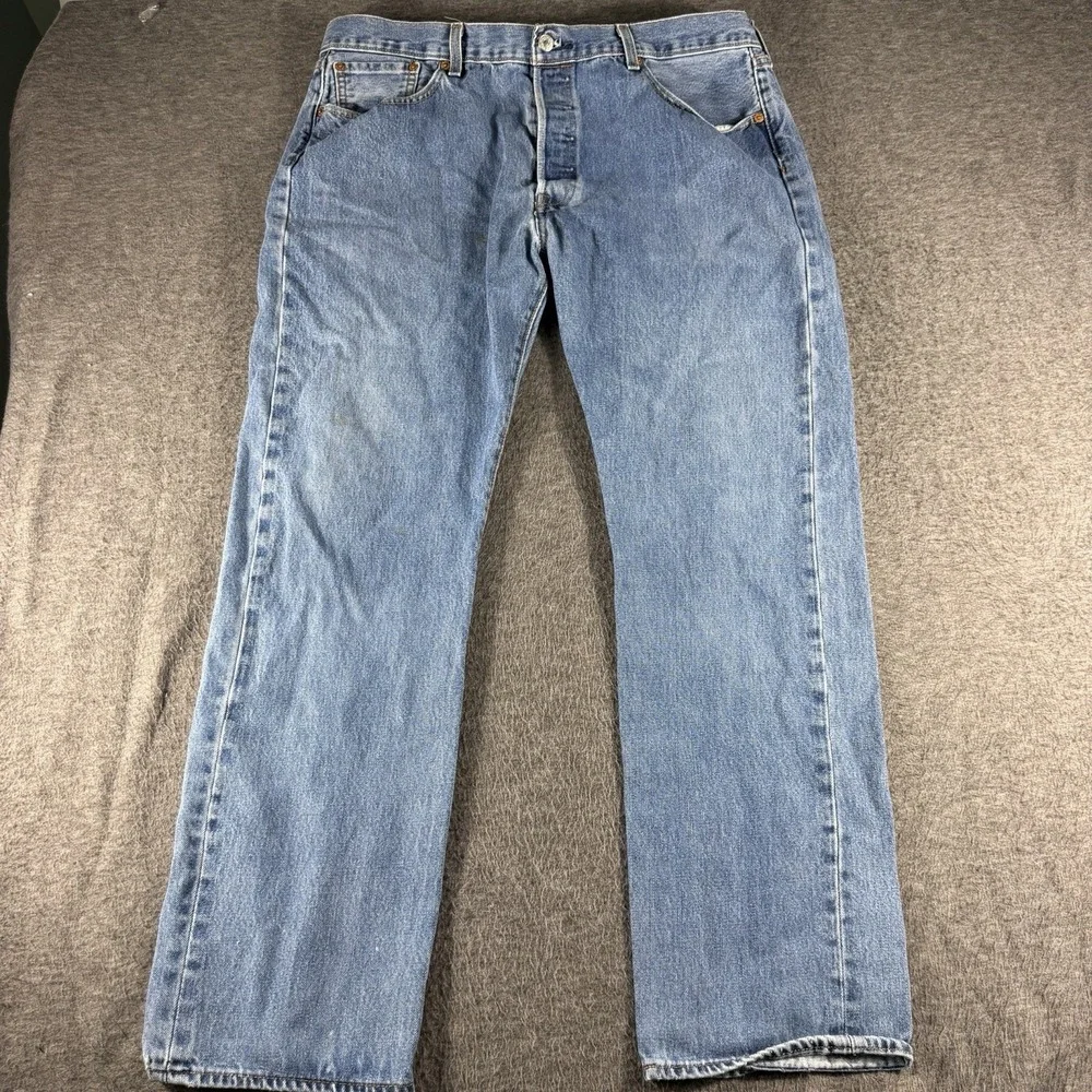 Levi's 501 Jeans 38x32 Medium Wash Straight Leg Button Fly Men's Denim Pants